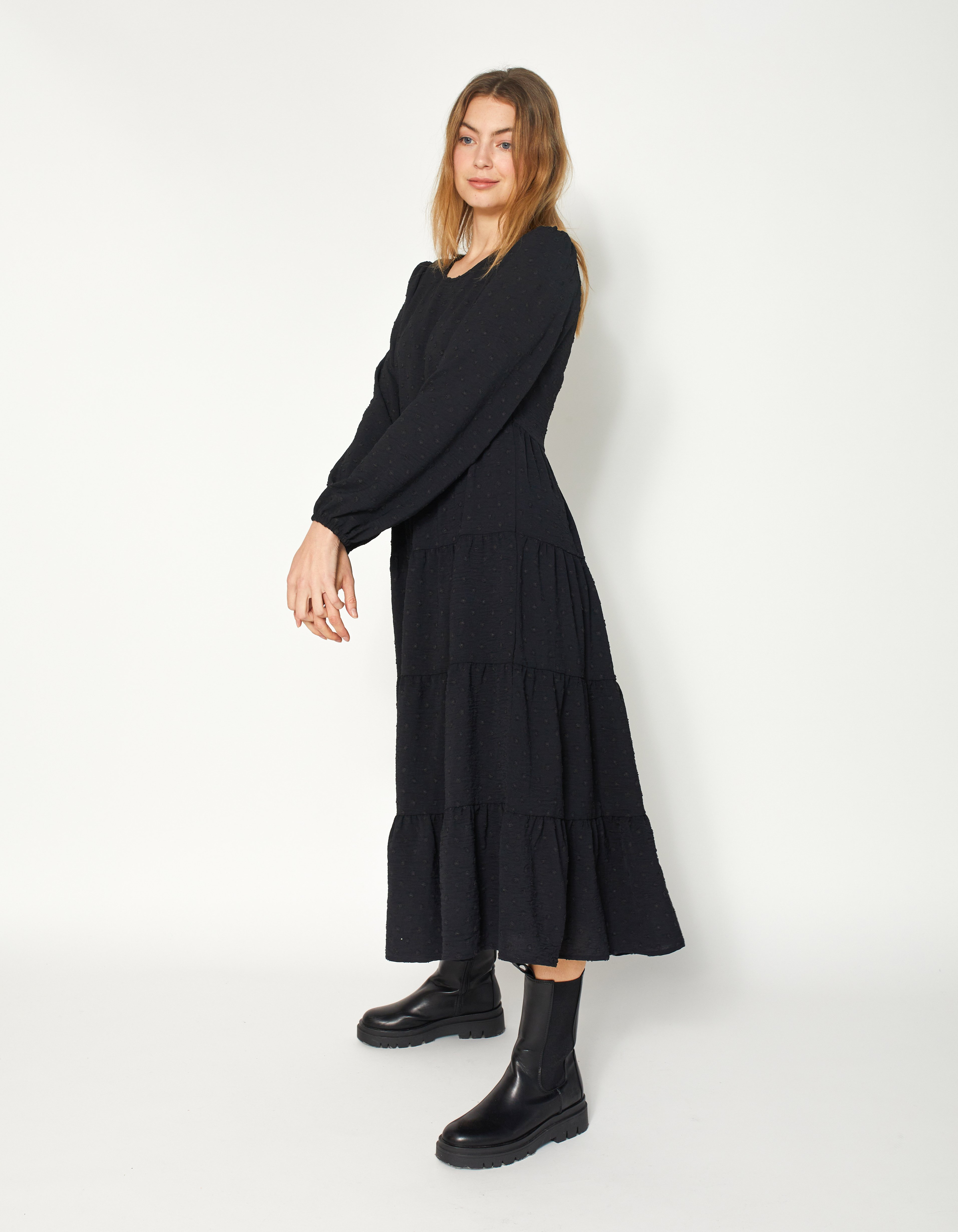 Dear Sutton - Long Sleeve Maxi Dress