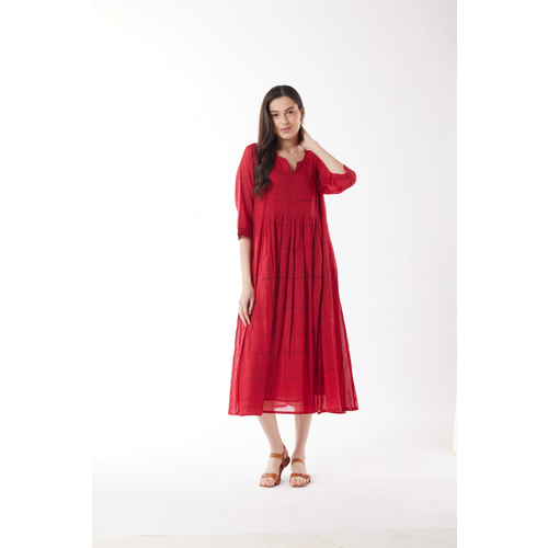 Au Hasard D'un Voyage-Red Dress