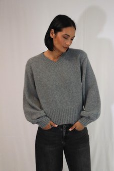 Tatano-Celia V-Neck Jumper-tops-Mhor