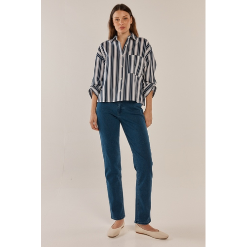 Betty Basics-Erin Crop Shirt