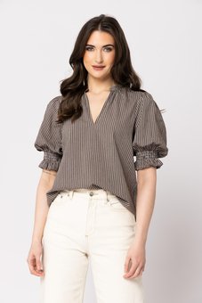 Seeking Lola-Relaxed Top-tops-Mhor
